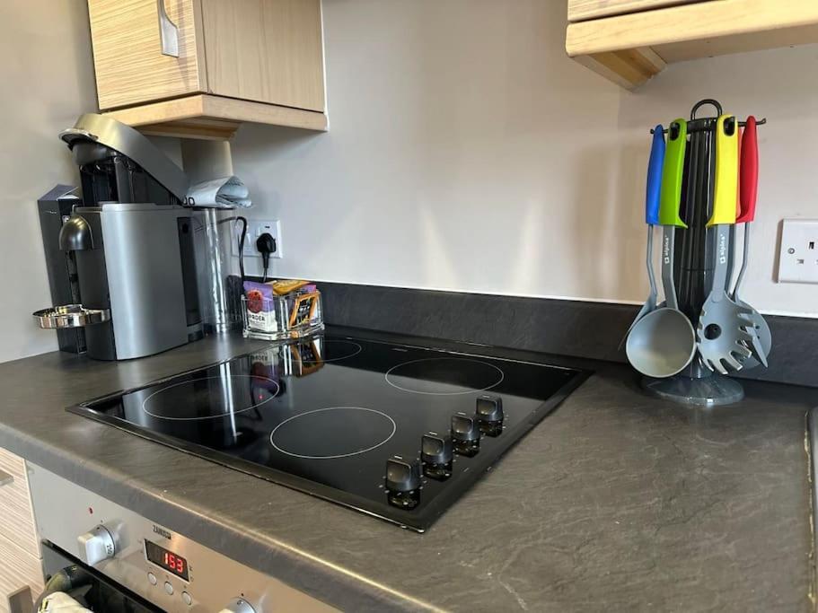 Cute Apartment Next To Colindale Station Edgware Exteriör bild